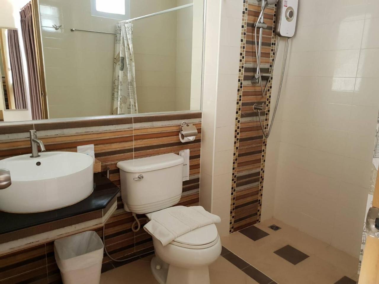 Omg Hotel Κον Καέν Εξωτερικό φωτογραφία